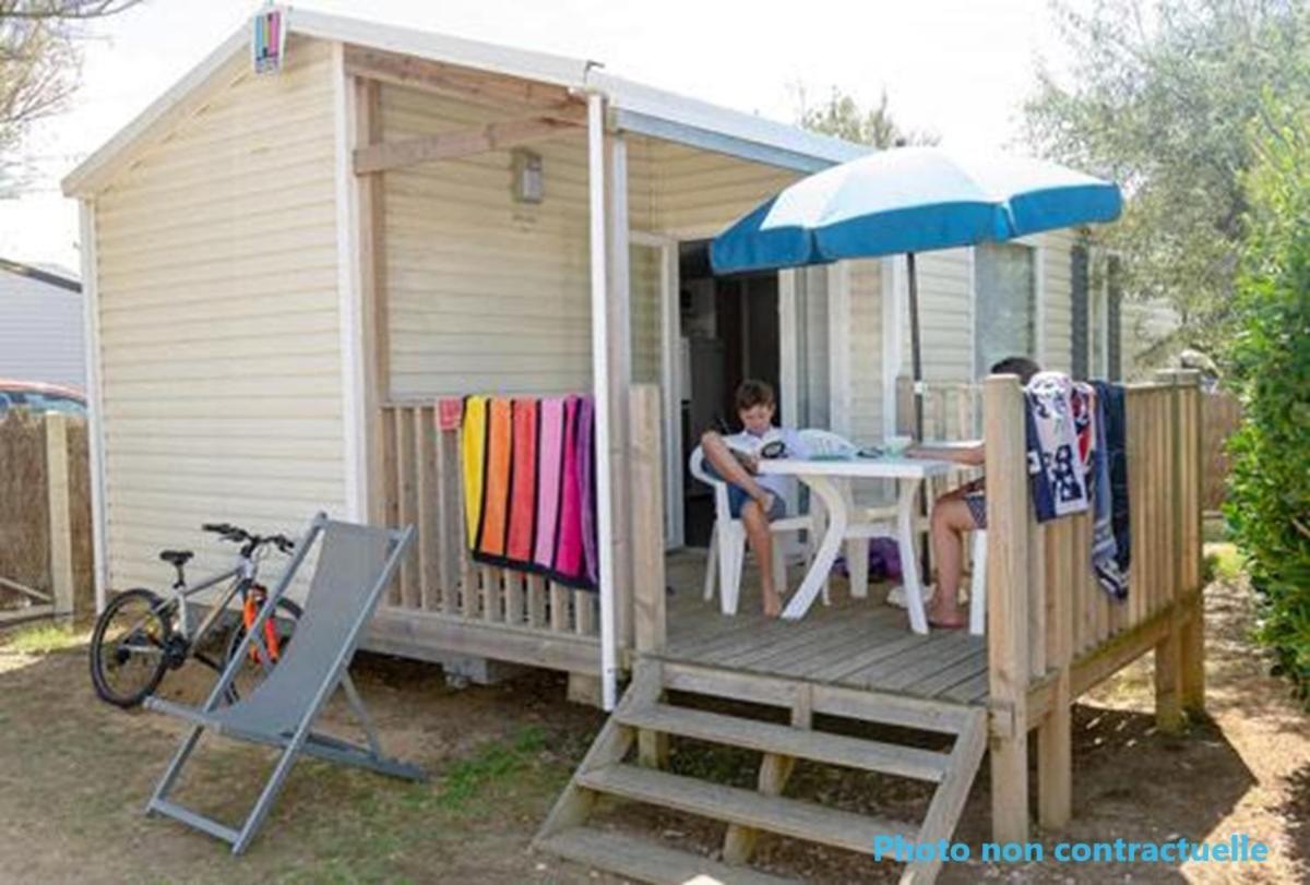 فندق Camping Paradis Sol A Gogo سا يْليرْ دو ري المظهر الخارجي الصورة